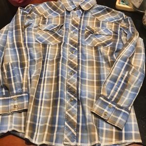 Wrangler 10/12 button up shirt like new
